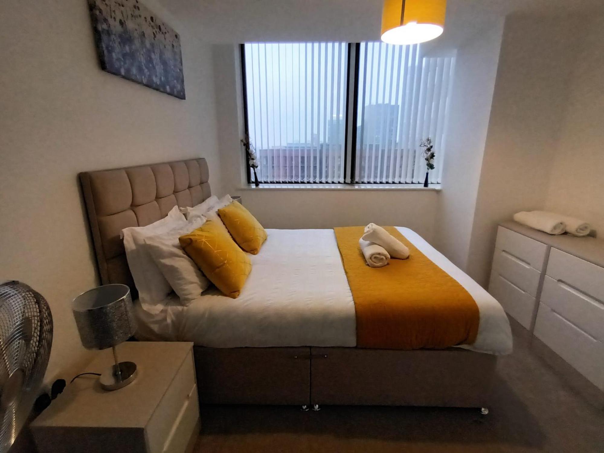 Kcs Broad Street Apartment Birmingham Buitenkant foto