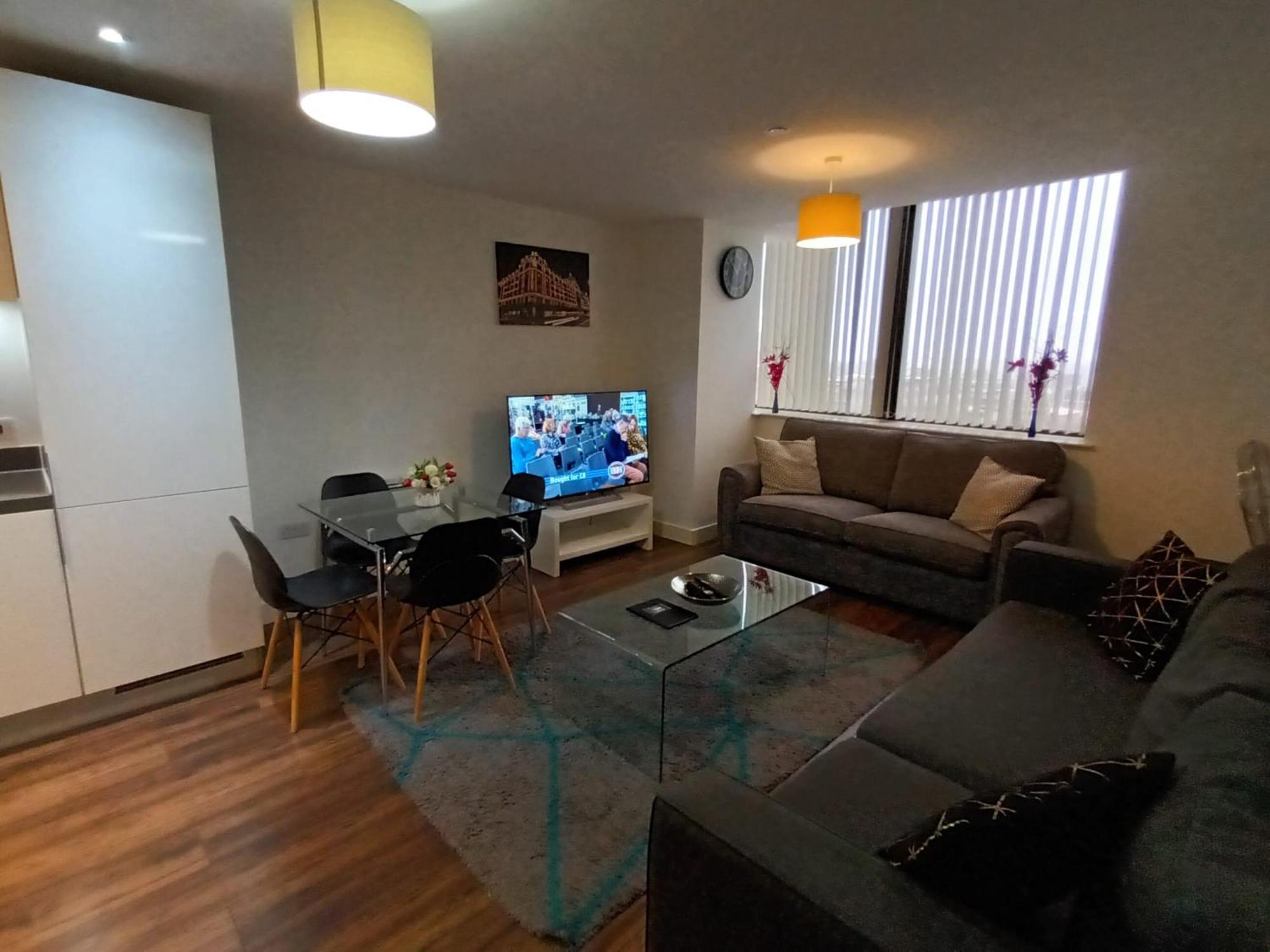 Kcs Broad Street Apartment Birmingham Buitenkant foto